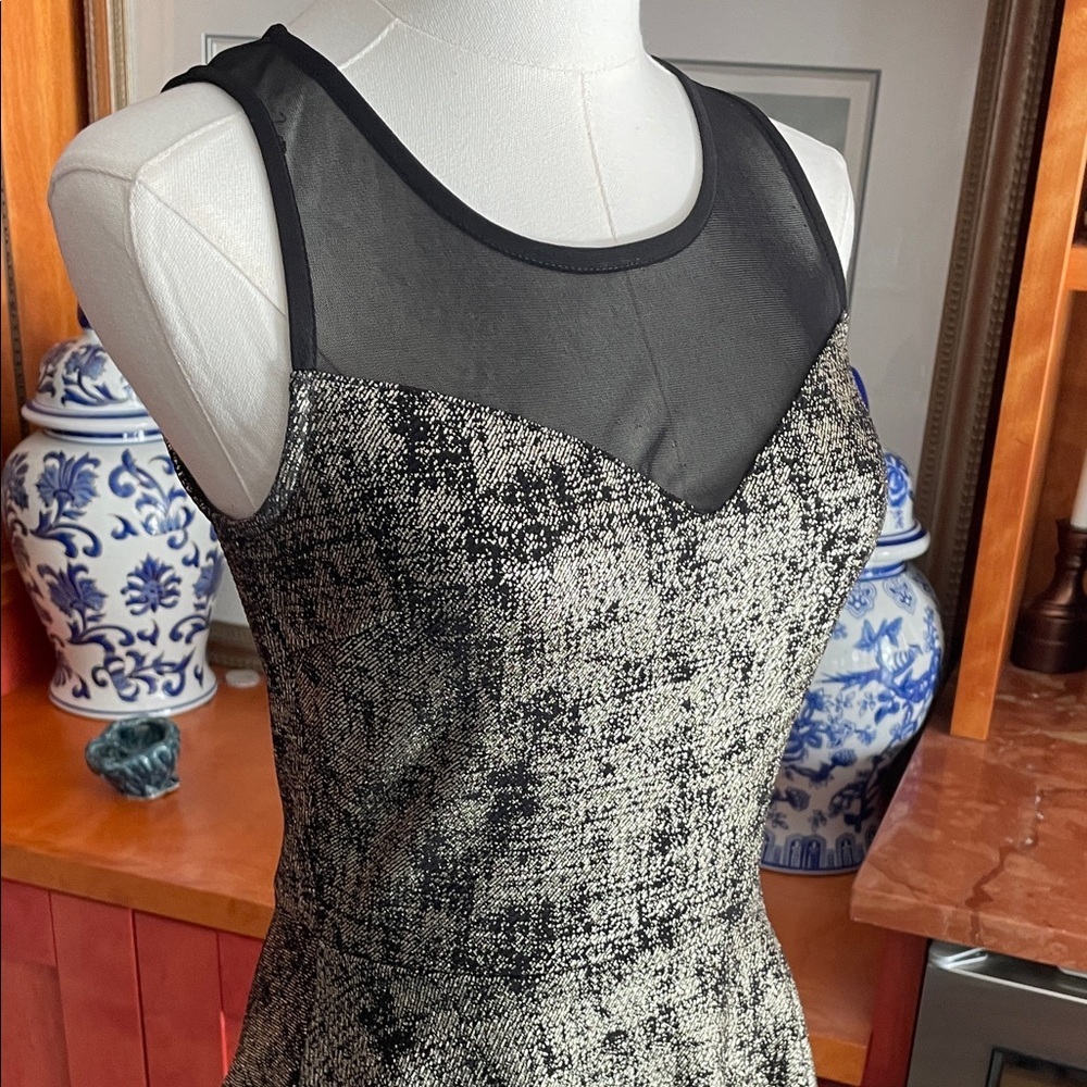 Soprano Black and Gold Textured Mini Dress - Picture 5 of 9